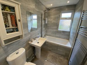 Bathroom/WC- click for photo gallery